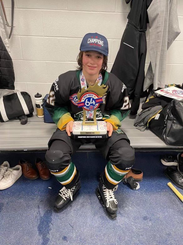 Un ambassadeur Game Changer Hockey remporte tournoi Pee-Wee de Québec! - Game Changer Hockey